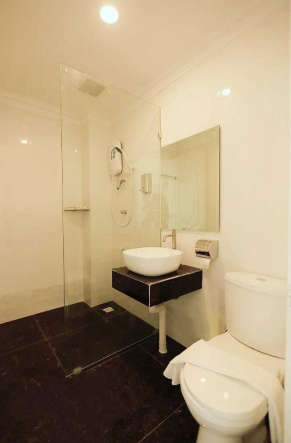 Dolphin Bay Island Resort Kota Belud Room photo