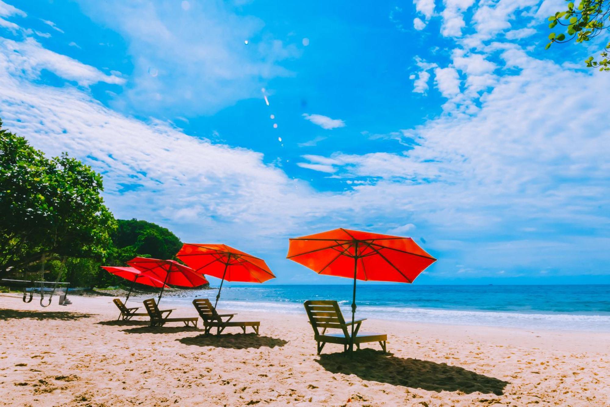 Dolphin Bay Island Resort Kota Belud Exterior photo